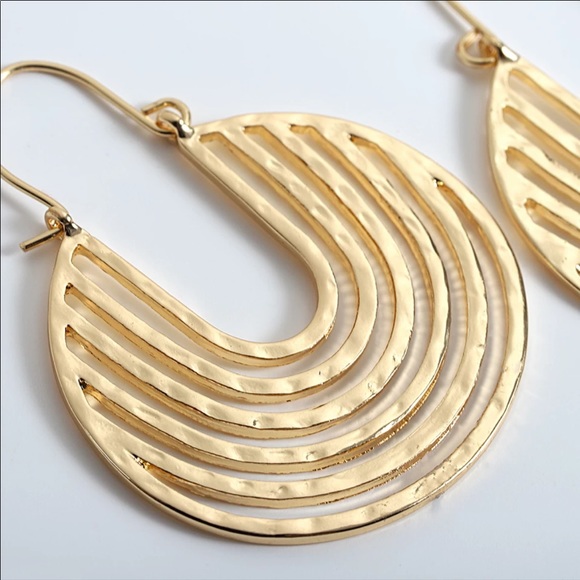 FP Descending Crescent Gold Hoop Earrings - Picture 3 of 5